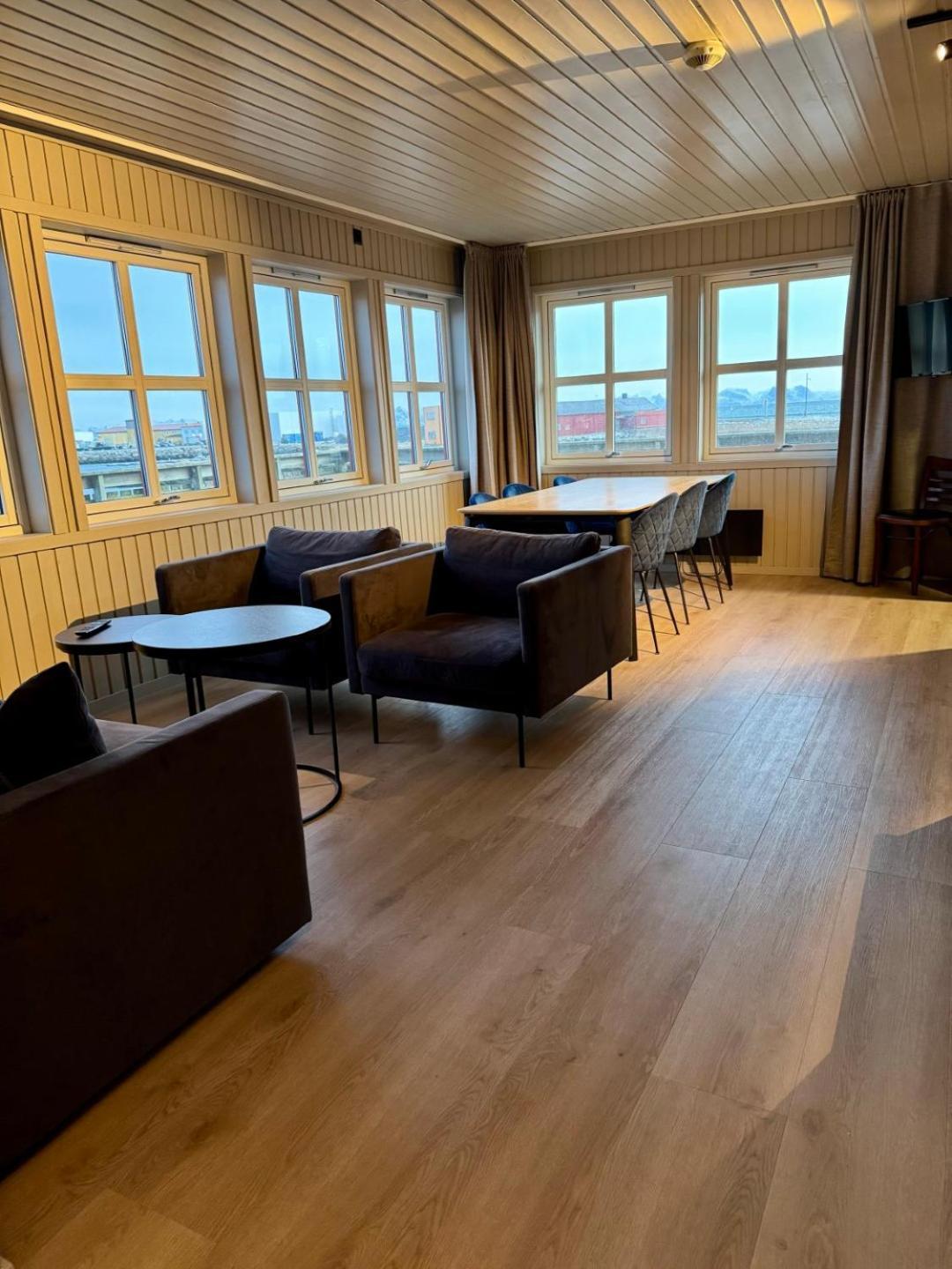 Hotel Gronnbuene Rorbu 2*